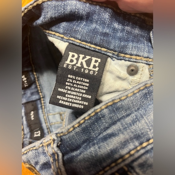 BKE Fulton straight leg bootcut jeans size 27X34 EUC - Picture 6 of 6